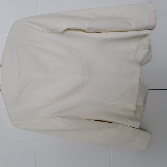 Cleo Size 2 Cream Blazer - Picture 2 of 3